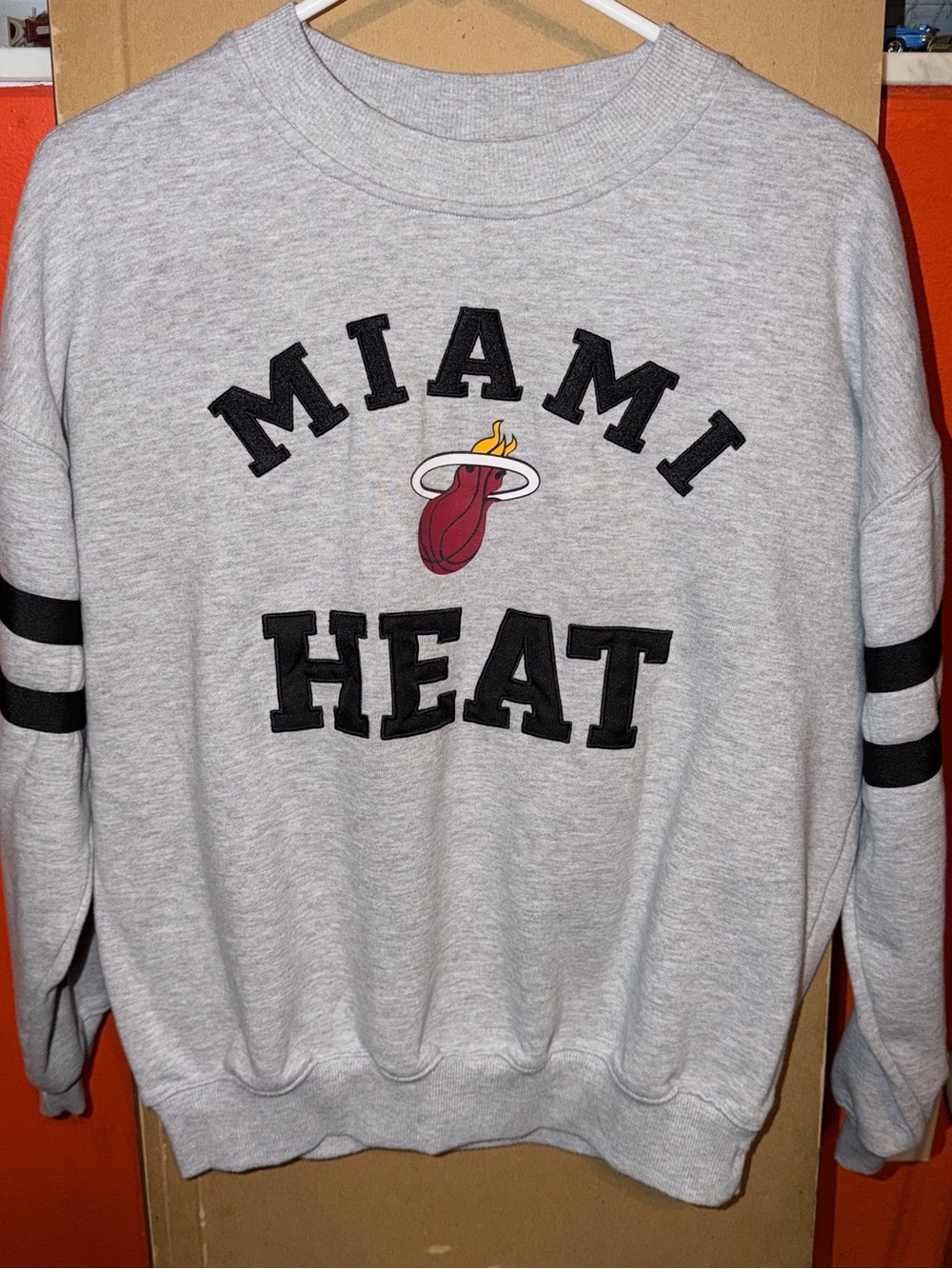 Men's Gray Miami Heat Crewneck Sweatshirt